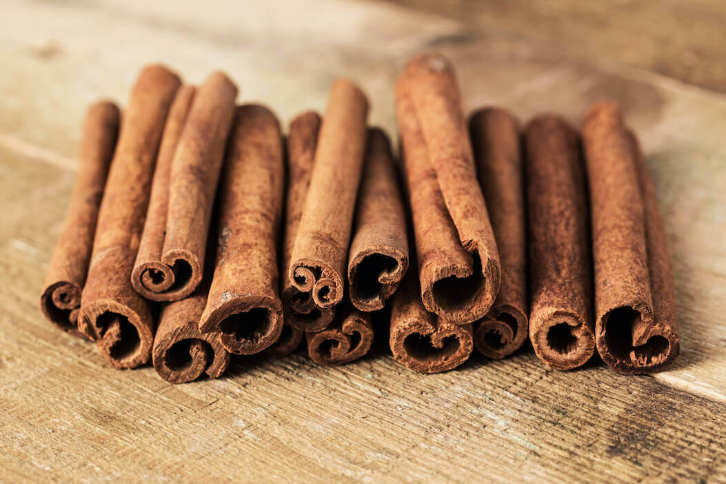 Poudre de cannelle de qualité supérieure – 100 % cannelle de Ceylan pure, épice naturelle pour la pâtisserie, la cuisine et les boissons, sans OGM, aromatique, de qualité alimentaire.