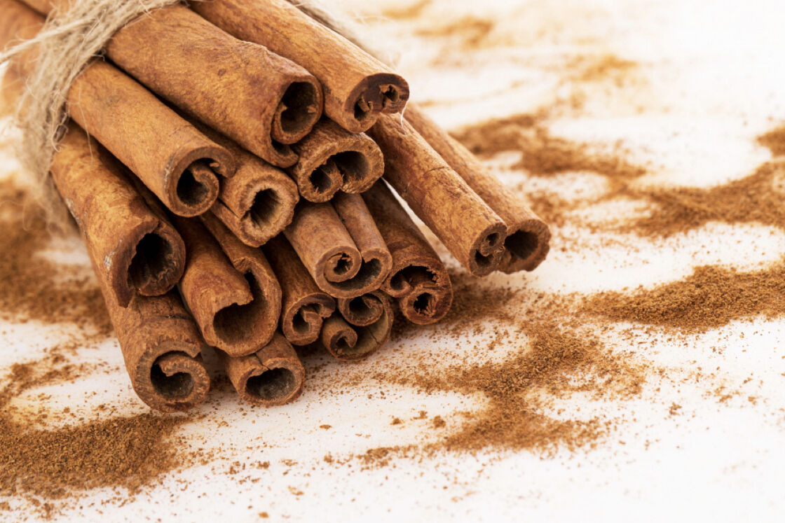 Poudre de cannelle de qualité supérieure – 100 % cannelle de Ceylan pure, épice naturelle pour la pâtisserie, la cuisine et les boissons, sans OGM, aromatique, de qualité alimentaire.